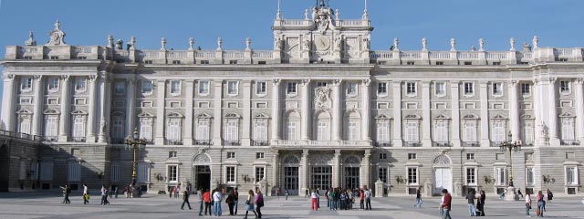 Entrada principal del Palacio Real, Madrid