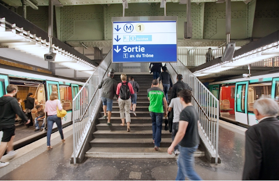 estacion de metro de paris