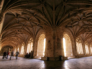 claustro del monasterio de los Jerónimos, lisboa